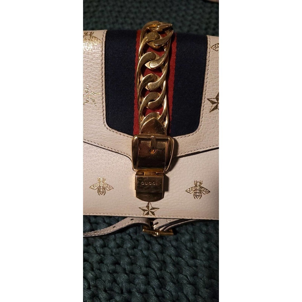 Authenticated‎ Gucci Small Bee Star Sylvie Crossbody White Calf Leather Bag - Picture 10 of 16